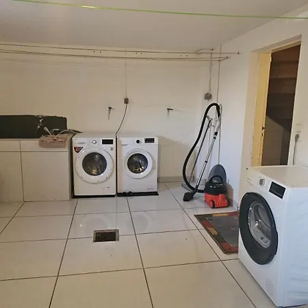 Apartment Modernes Mit 3 Schlafzimmern In